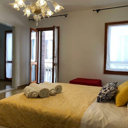Grazia'S Apartment キオッジャ エクステリア 写真