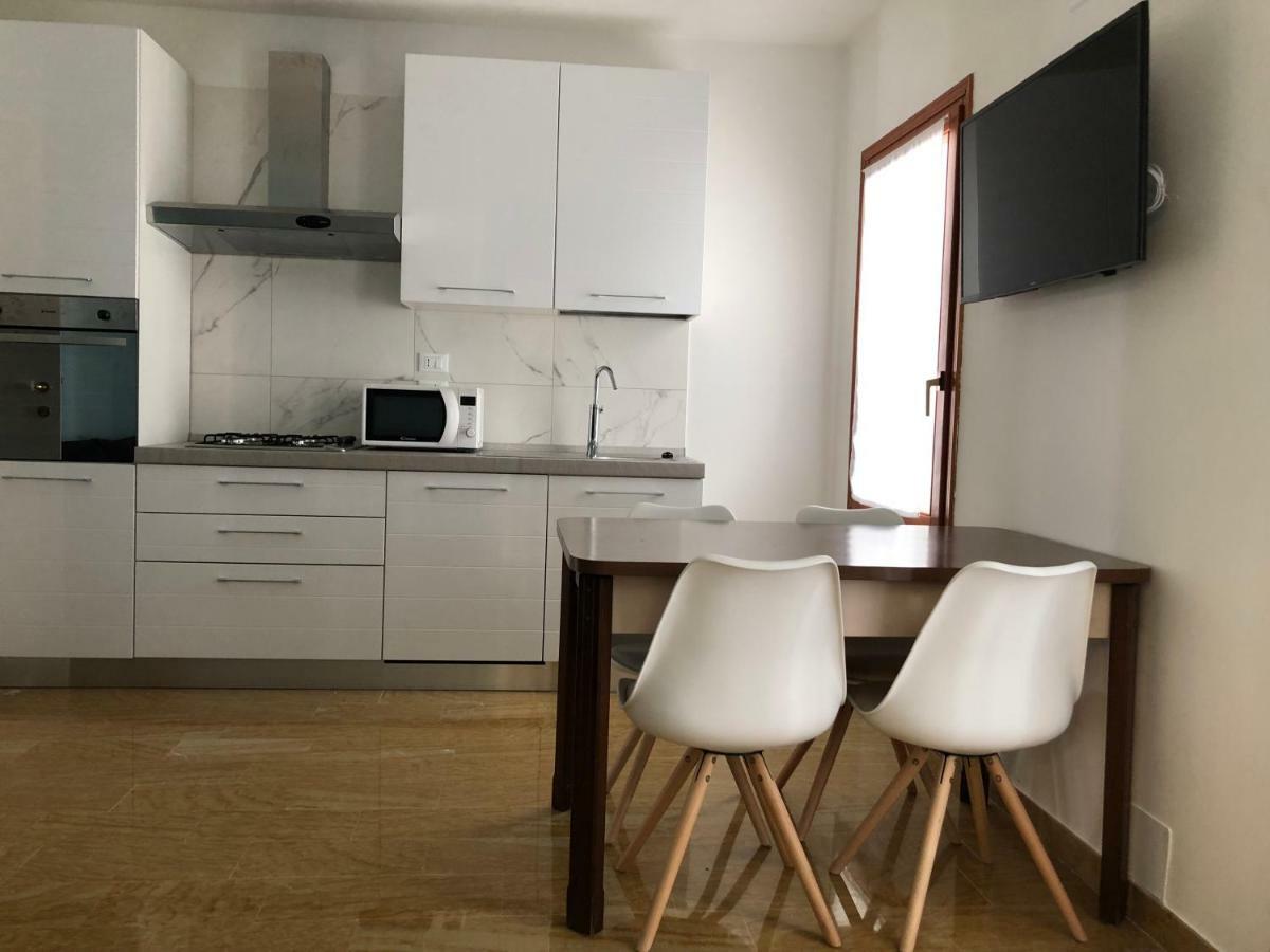 Grazia'S Apartment キオッジャ エクステリア 写真
